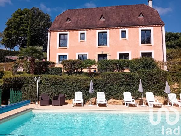 Maison à vendre 9 pièces 240 m² Sarlat-la-Canéda