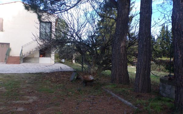 Maison à vendre    4 pièces •  La Tour-d'Aigues