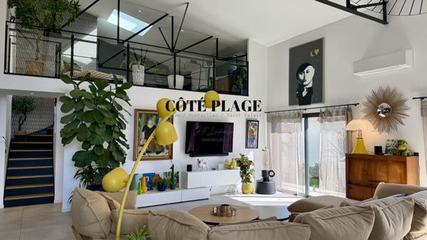 Royan (17200) ROYAN VILLA CONTEMPORAINE 210m2 DE 2022 proche centre ville avec PISCINE au prix de 875.000€ FAI