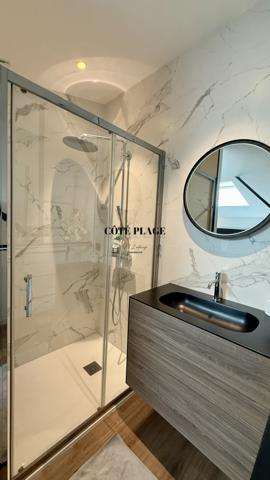 Royan (17200) ROYAN VILLA CONTEMPORAINE 210m2 DE 2022 proche centre ville avec PISCINE au prix de 875.000€ FAI