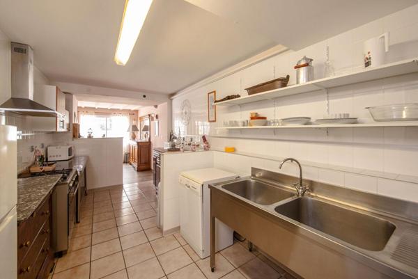 Maison vue mer avec jardin