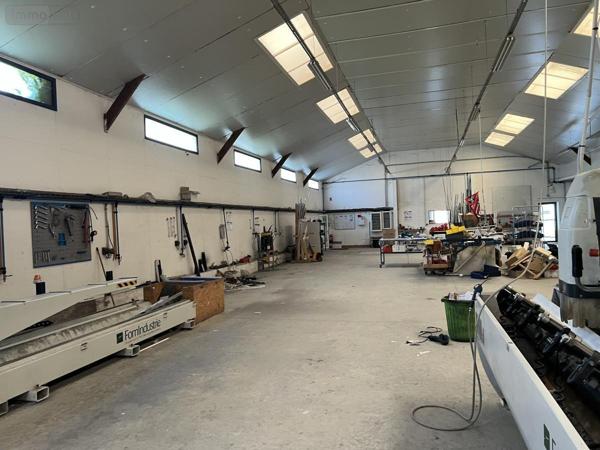 Fonds et/ou murs commerciaux à vendre à Guingamp dans les Côtes-d'Armor (22200), ref : 22064-1241