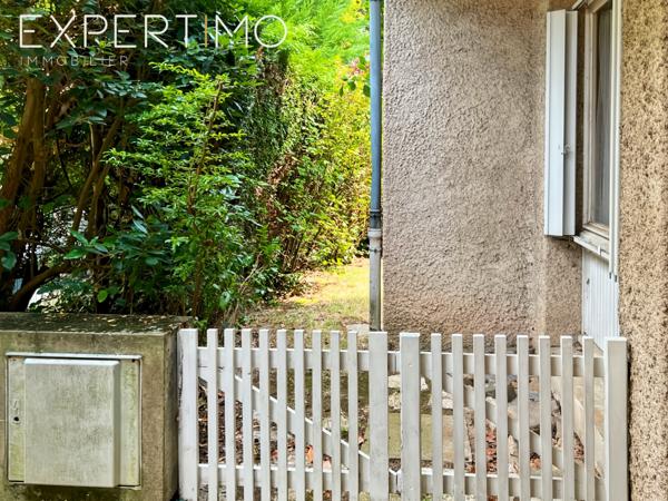 Dourdan (91410) À Dourdan – Maison mitoyenne à fort potentiel, idéale pour un projet de rénovation complet