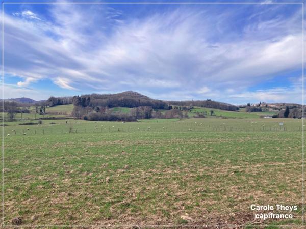 Dpt Creuse (23), a vendre Saint Vaury Corps de ferme à rénover - Terrain 6535 m2