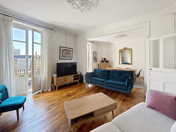 MAGNIFIQUE APPARTEMENT  T4 de 118 M2 - Charme de l'ancien et luminosité - Quartier Saint Sernin- BRIVE - 3 CHAMBRES