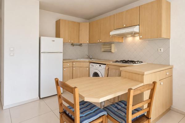 A VENDRE – Appartement T3 proche des commerces et bus – VANNES