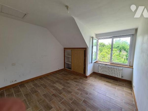 Maison à Vendre à Pordic (22590) en Côtes-d'Armor (22)

A proximité de la mer et des commerce...