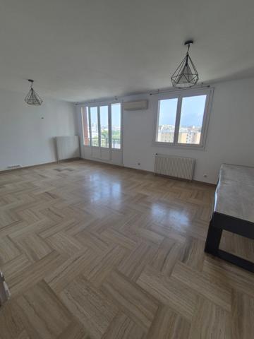 Appartement 3 pièces à vendre – Grenoble / Eaux Claires Vue Belledonne & Chartreuse – Calme absolu en intérieur de copropriété