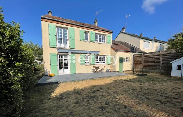 Maison
         7 pièces
        - 138 m² Exclusivité 468 000 € *
