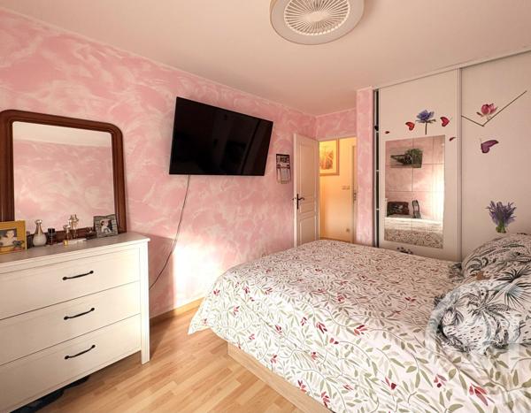 Appartement T4 à vendre  4 pièces - 91,90 m2 ST FONS - 69