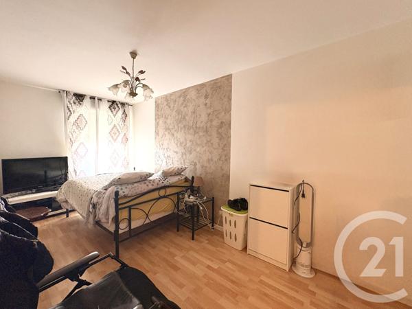 Appartement T4 à vendre  4 pièces - 91,90 m2 ST FONS - 69