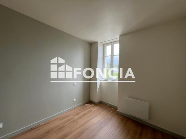 Location Appartement 2 pièces 41.4 m² - Guingamp 22200