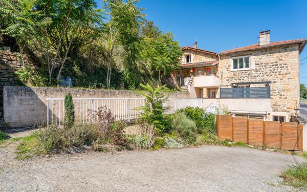 Appartement à vendre    5 pièces • 123 m2 Sain-Bel