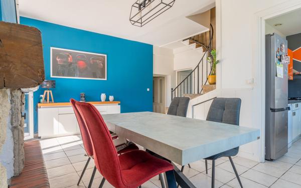 Appartement à vendre    5 pièces • 123 m2 Sain-Bel