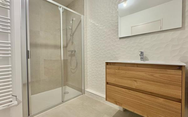 Appartement à vendre    5 pièces • 130 m2 Arnas