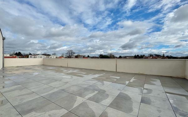 Appartement à vendre    5 pièces • 130 m2 Arnas