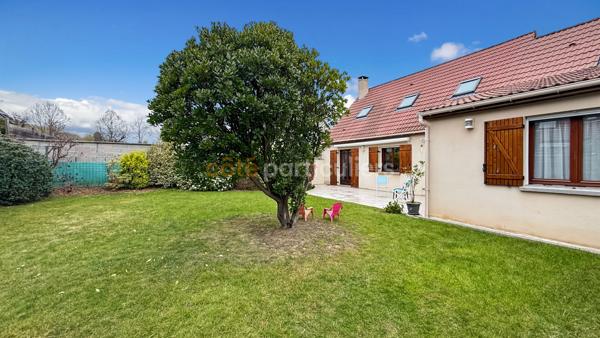 Vente Maison124,57 m² - 7 Pièces - BRIE COMTE ROBERT (77170)