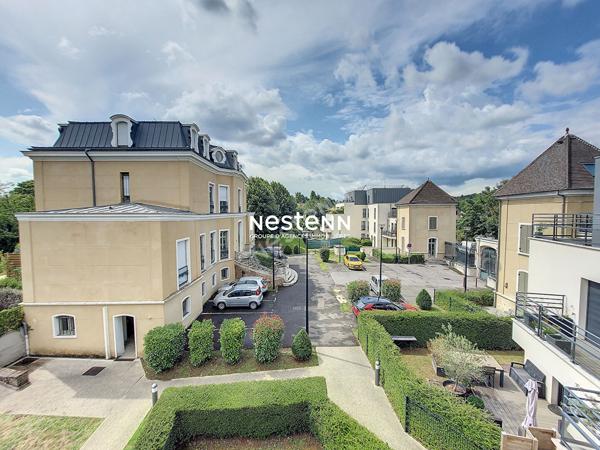 Appartement Groslay 3 pièces 60 m² avec terrasse de 33m² et 2 places de parking en sous-sol