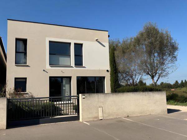 Local Commercial - 225 m² Exclusivité efficity