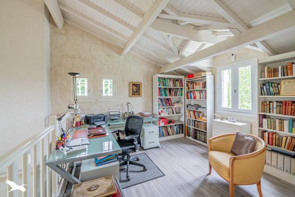 Maison à vendre |  Sadirac |  5 pièces | 144 m²