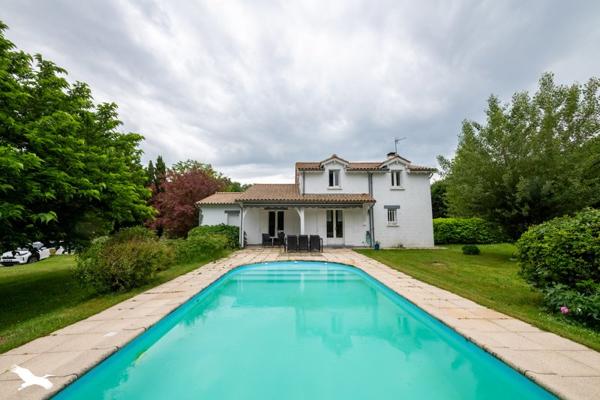 Maison à vendre |  Sadirac |  5 pièces | 144 m²