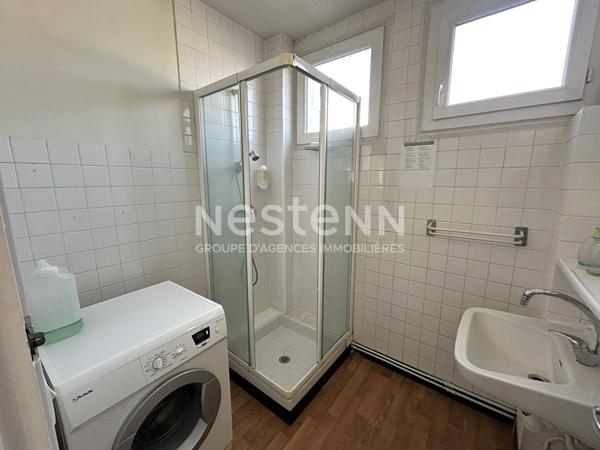 Ensemble immobilier à usage commercial en plein centre de Chabris (Indre 36)