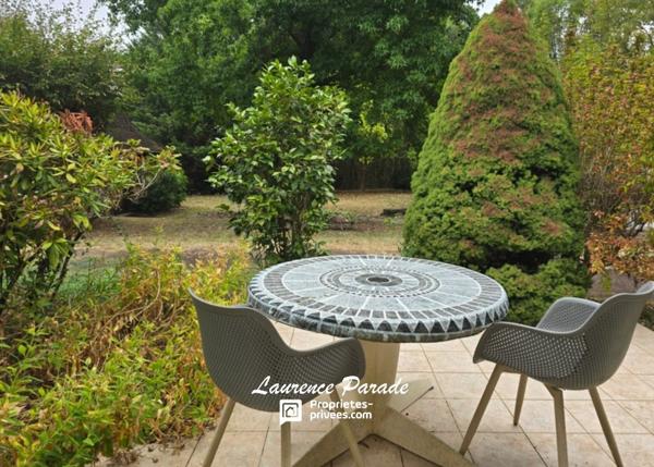 Maison  parc, avec garage, puits