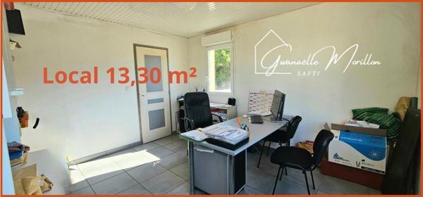 2 locaux commerciaux et 1 habitation.