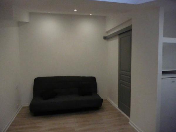 Appartement à louer    1 pièce • 17 m2 Toulon
