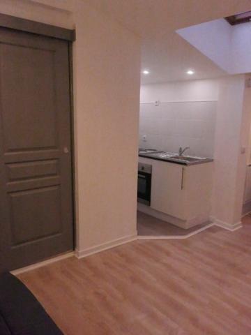 Appartement à louer    1 pièce • 17 m2 Toulon