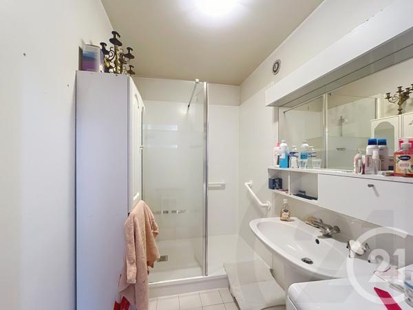 Appartement F2 à vendre  2 pièces - 49,25 m2 PARIS - 75018