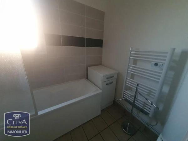 Appartement à louer 2 pièces 29.47m² Famars (59300)