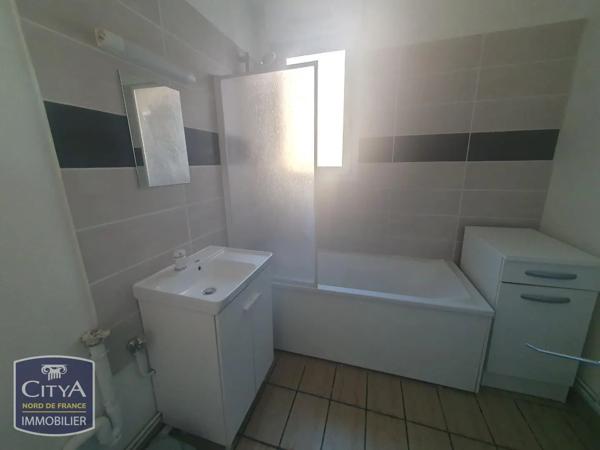 Appartement à louer 2 pièces 29.47m² Famars (59300)