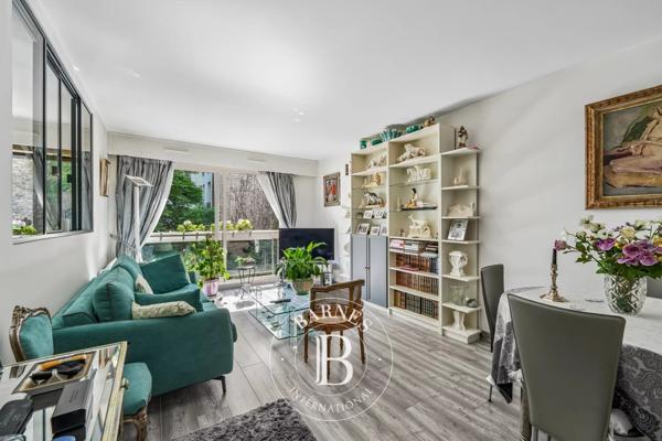 Paris 16ème, Appartement 1 Chambre -  52 m² à vendre