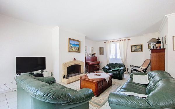 Maison à vendre    5 pièces • 164 m2 Guyancourt