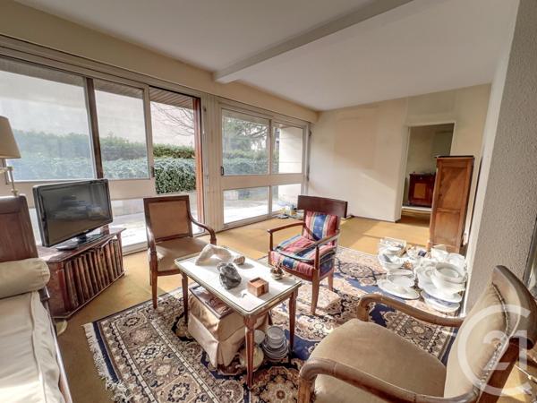 Appartement F7 à vendre  7 pièces - 129,02 m2 LA CELLE ST CLOUD - 78