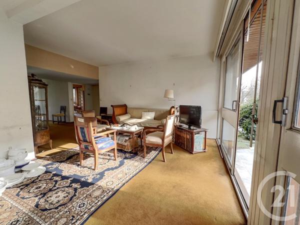 Appartement F7 à vendre  7 pièces - 129,02 m2 LA CELLE ST CLOUD - 78