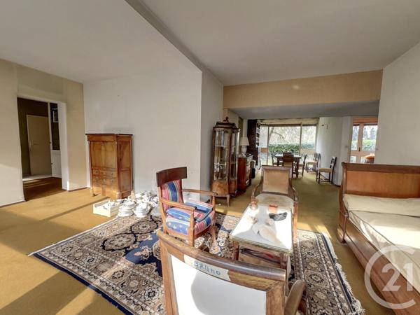 Appartement F7 à vendre  7 pièces - 129,02 m2 LA CELLE ST CLOUD - 78