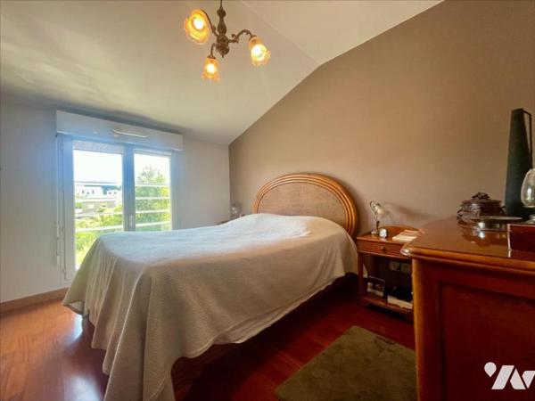 Dernier étage – 94 m² avec terrasse, garage et piscine – Valence (26000)