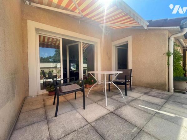 Dernier étage – 94 m² avec terrasse, garage et piscine – Valence (26000)