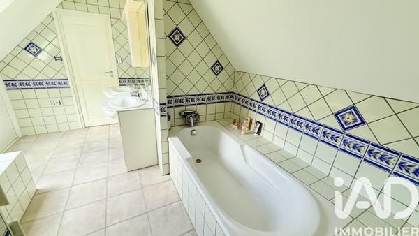 Maison à vendre 8 pièces 184 m² Moëlan-sur-Mer