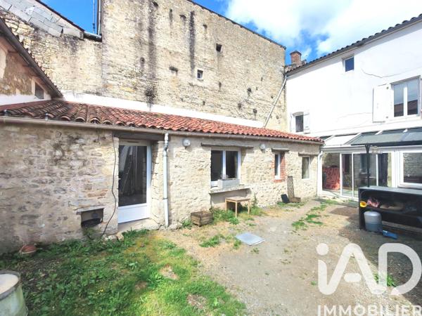 Maison à vendre 8 pièces 140 m² Sainte-Hermine