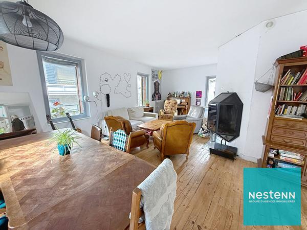 COURS FAURIEL BIEN UNIQUE : ANCIENNE GRANGE RÉHABILITÉE ? 232 m² ? 7 CHAMBRES ? RENTABILITÉ EN PLACE