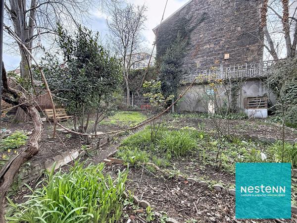 COURS FAURIEL BIEN UNIQUE : ANCIENNE GRANGE RÉHABILITÉE ? 232 m² ? 7 CHAMBRES ? RENTABILITÉ EN PLACE