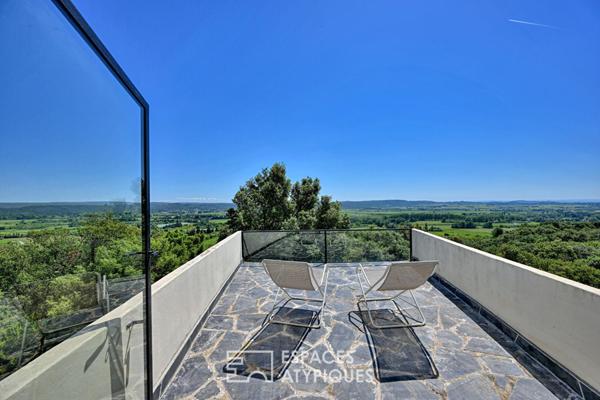 Villa d’architecte avec piscine et vue à 360°