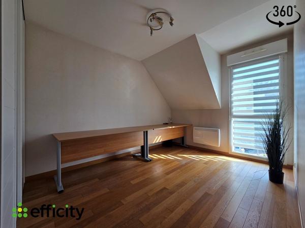 Appartement
         4 pièces
        - 78 m² 232 950 € *