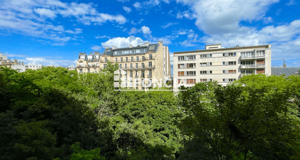Location Appartement 4 pièces 85.66 m² - Paris 75016