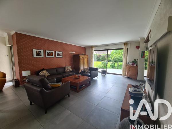 Maison à vendre 8 pièces 196 m² Yvré-l'Évêque
