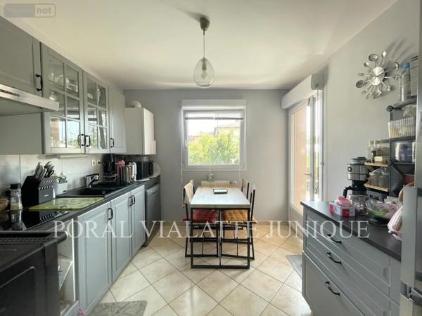 Achat - Appartement Ambérieu-en-Bugey 01500 4 pièces 97 m 2 5800 m 2