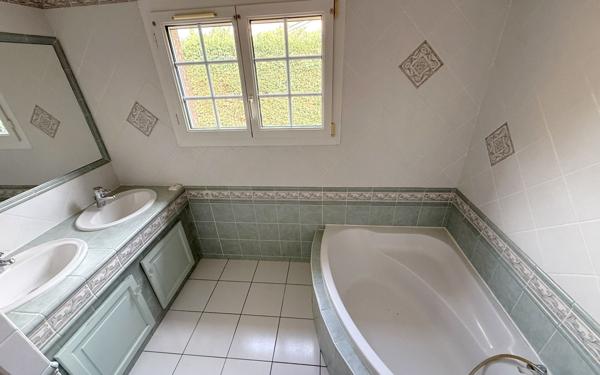 Maison à vendre    5 pièces • 183 m2 Saint-Jean